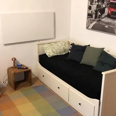 1-zimmer Gartenwohnung In Apartment