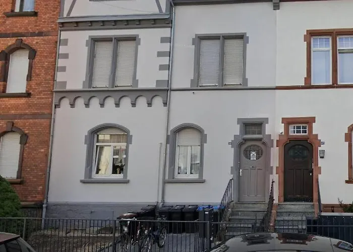 דירה 1-zimmer Gartenwohnung In *