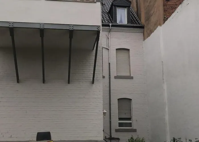 דירה 1-zimmer Gartenwohnung In